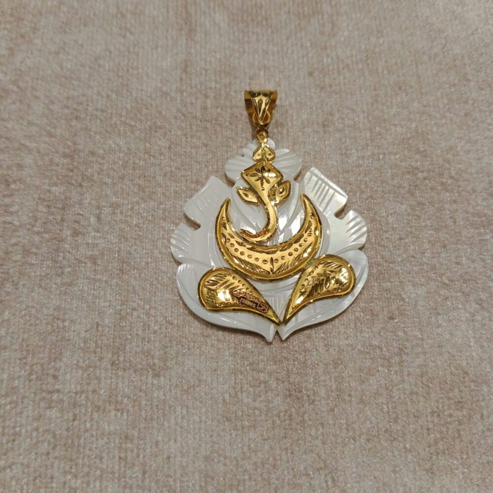 Locket 279