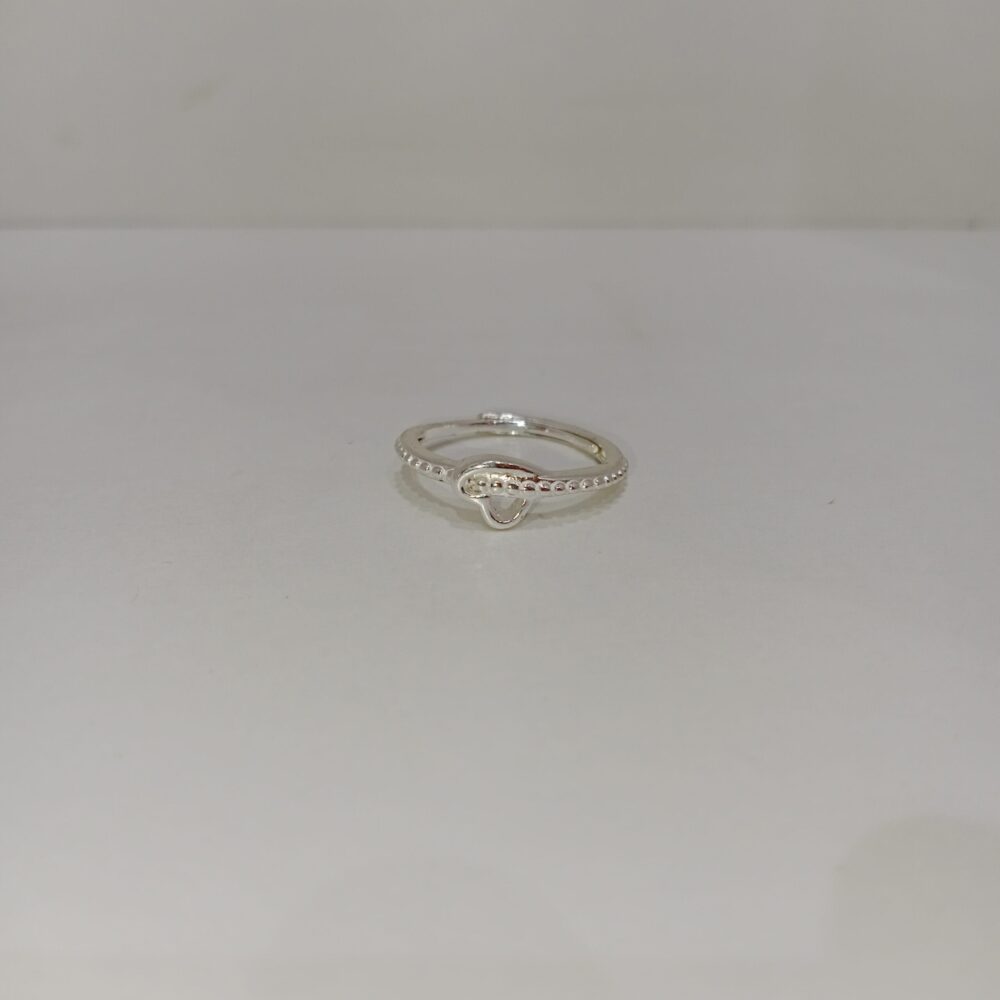 Silver Finger 494